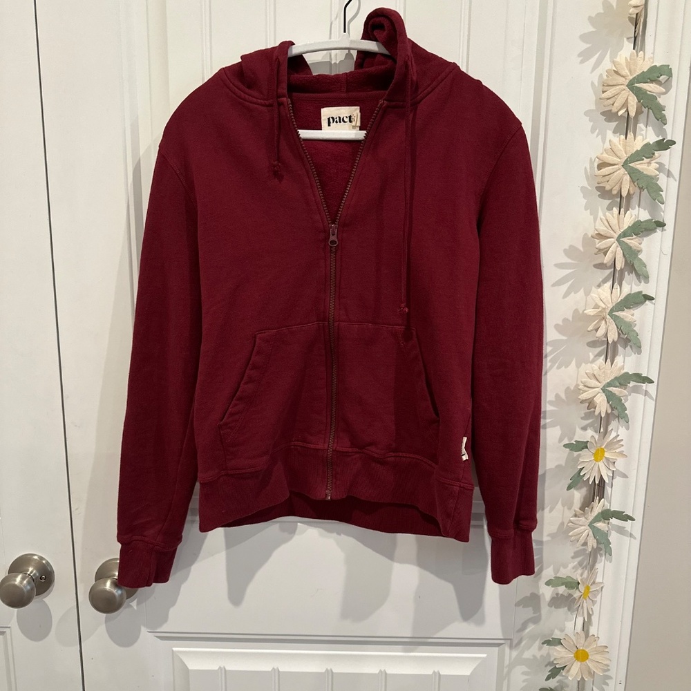 Pact Organic Sweatshirt – Size Small
